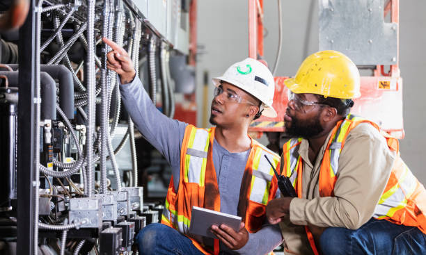 Best Best Electricians Near Me  in Le Grand, CA
